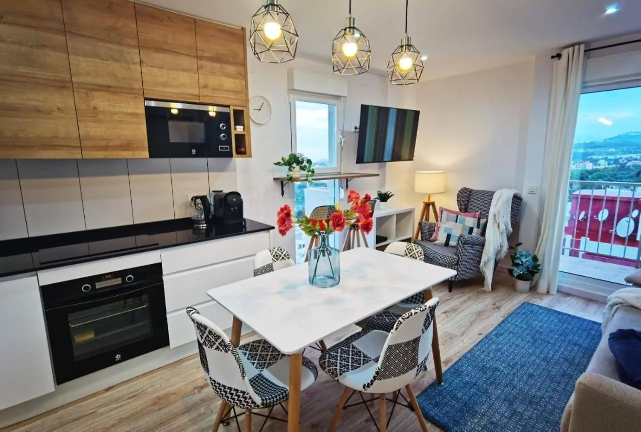 Jupiter Dream - Breath Taking Design, Sea Views And Facilities Apartment Benalmadena
