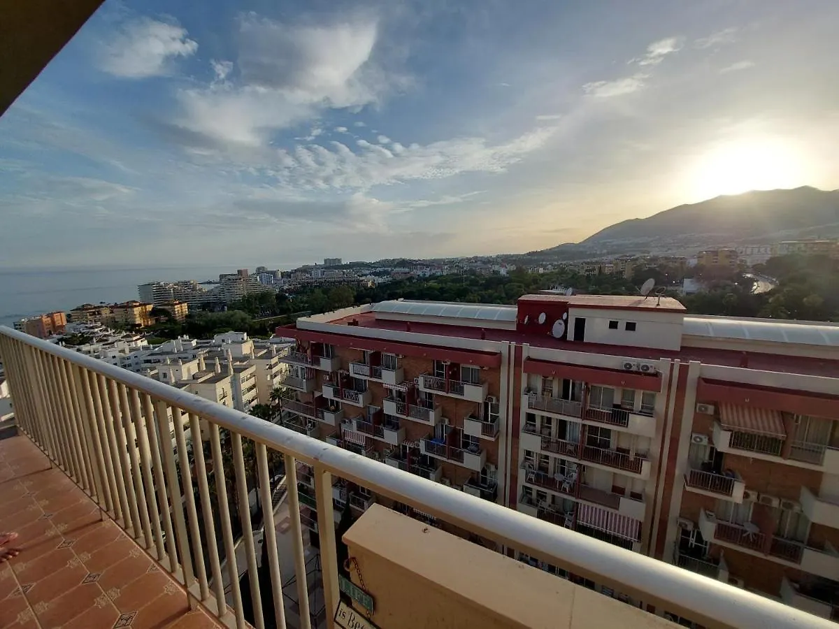 贝纳尔马德纳Jupiter Dream - Breath Taking Design, Sea Views And Facilities公寓